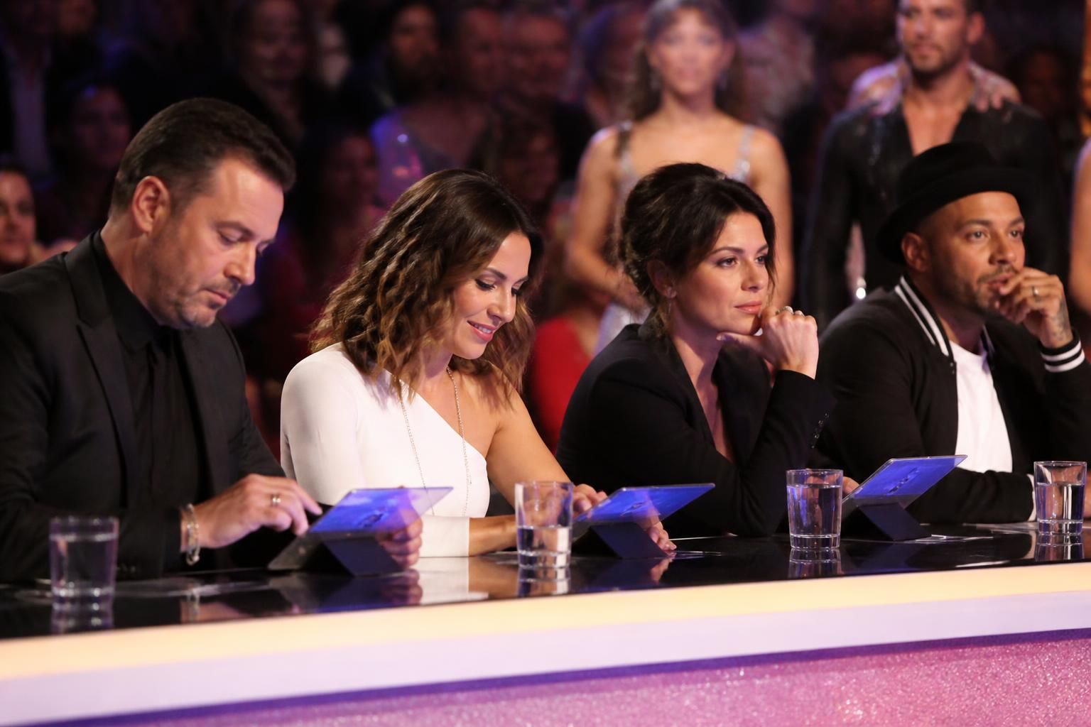découvrez le rôle du jury dans danse avec les stars, comment sont attribuées les notes et leur influence déterminante sur le déroulement du concours.