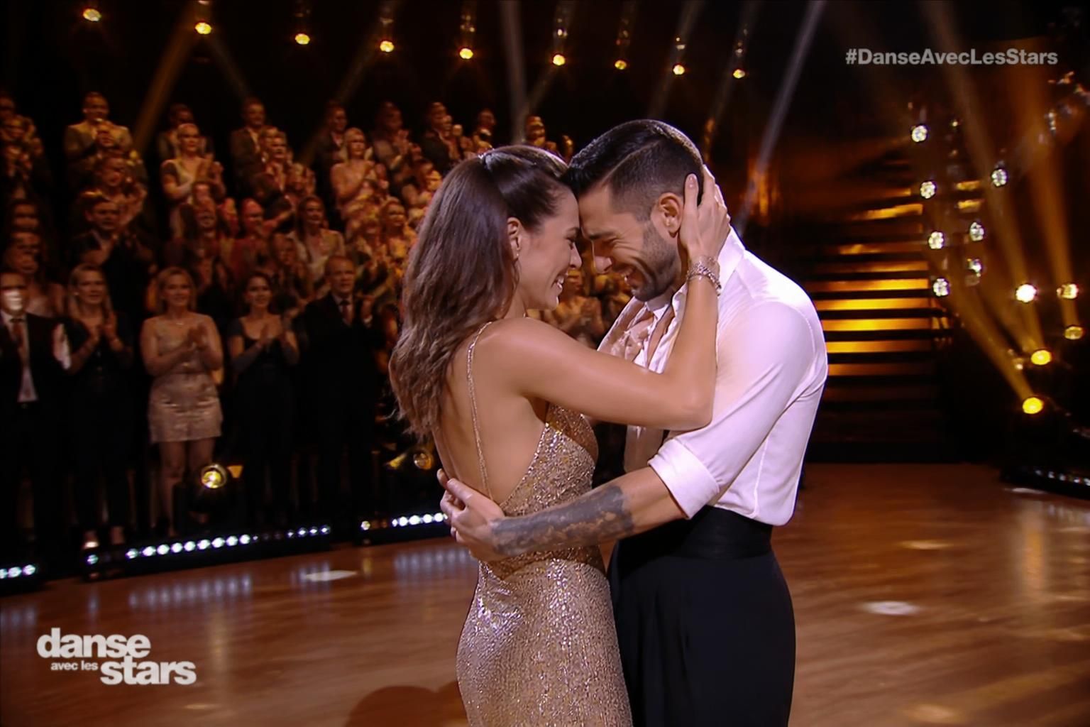 découvrez les lauréats emblématiques de danse avec les stars, leurs performances marquantes et les saisons clés qui ont marqué l'histoire du concours.
